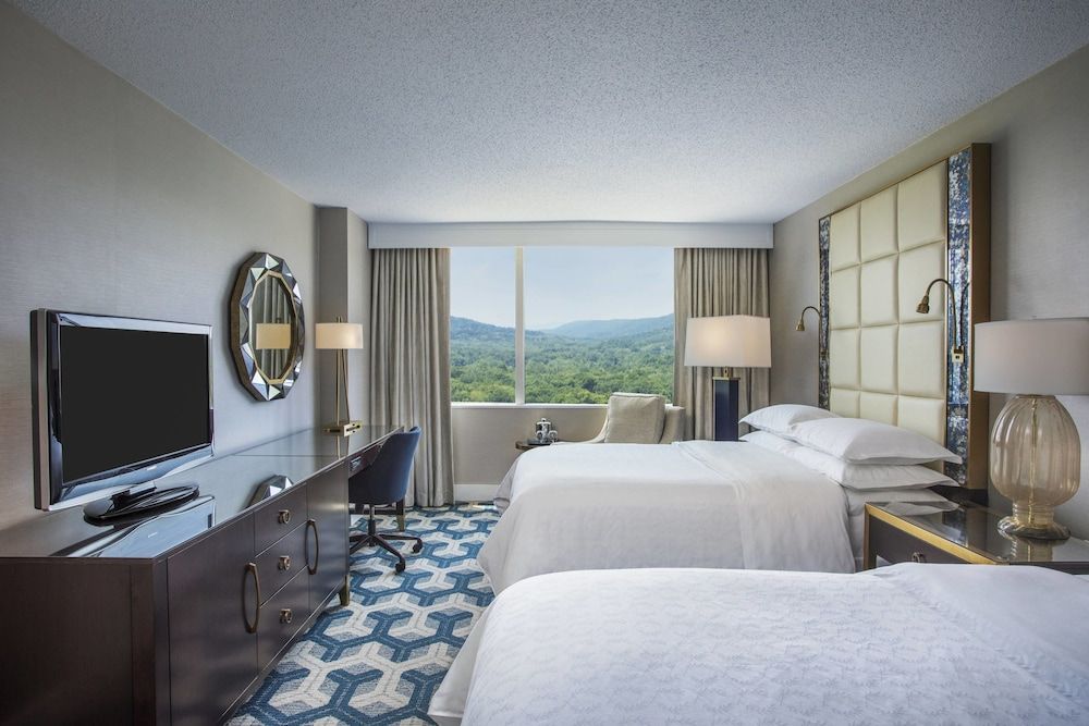 Sheraton Mahwah Hotel - photo 12