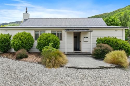 Gold Rush Cottage Arrowtown Holiday Home — 4-Star Luxury Hotel in Arrowtown, New Zealand
