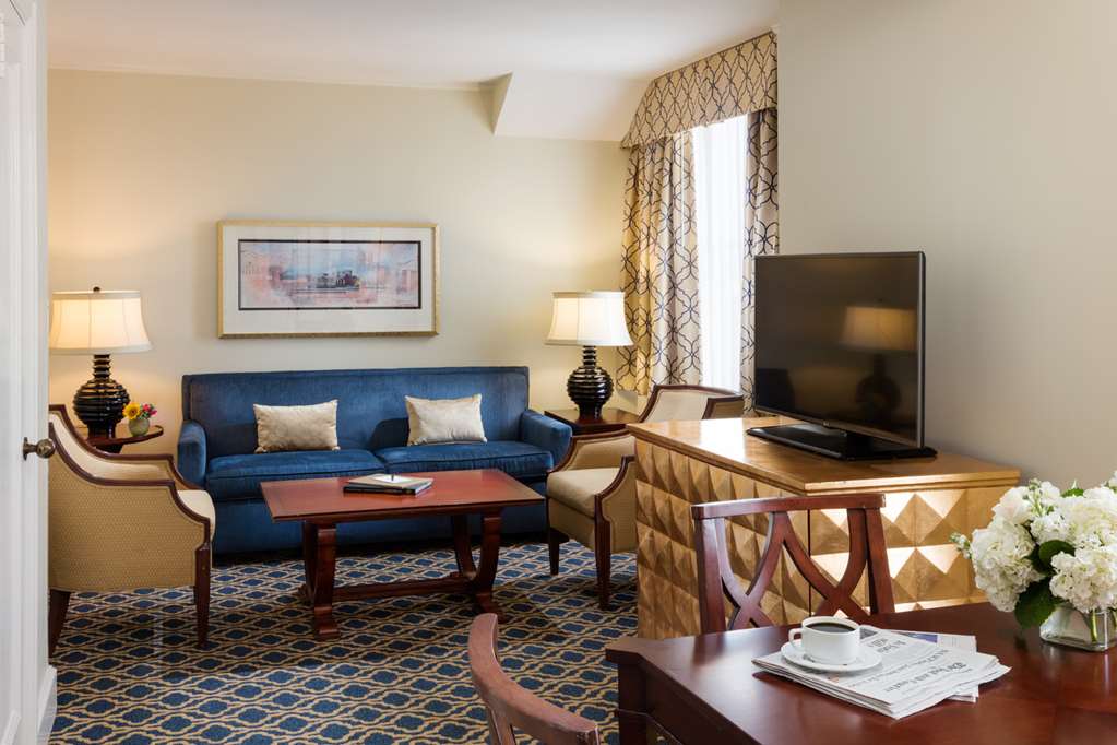 The Francis Marion Hotel - photo 10