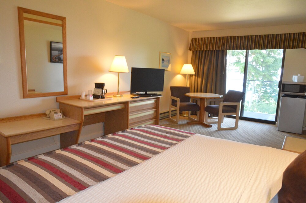 Astoria Crest Motel - photo 37