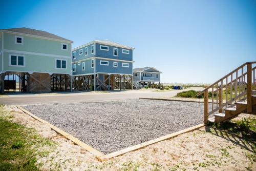 Jerseys Shore by Oak Island Accommodations - photo 12