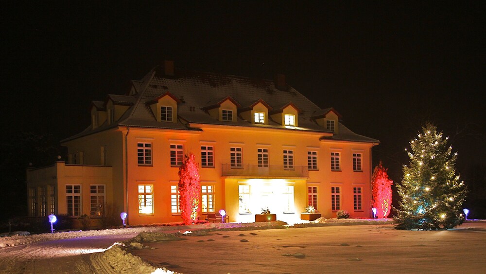 Hotel Front - Evening/Night