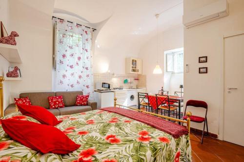 Loft Torlonia in Rome center town — 4-Star Luxury Hotel in Rome, Italy