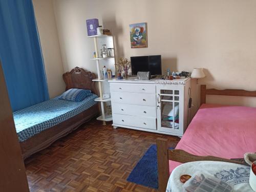 Quarto no Centro de Juiz de Fora in Juiz De Fora, Brasil