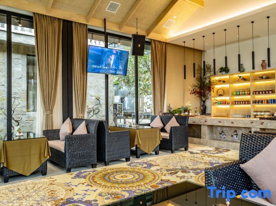 Zhongnan Lion King Resort Hotel in Huzhou, People's Republic of China