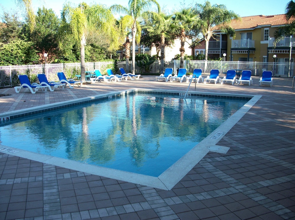 3BR 2.5BA Home in Emerald Island Resort by CV 8479 - photo 29