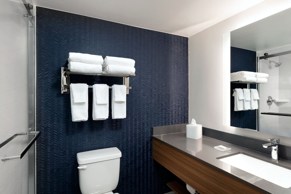 Fairfield Inn and Suites by Marriott Denver Southwest Lakewood - photo 15