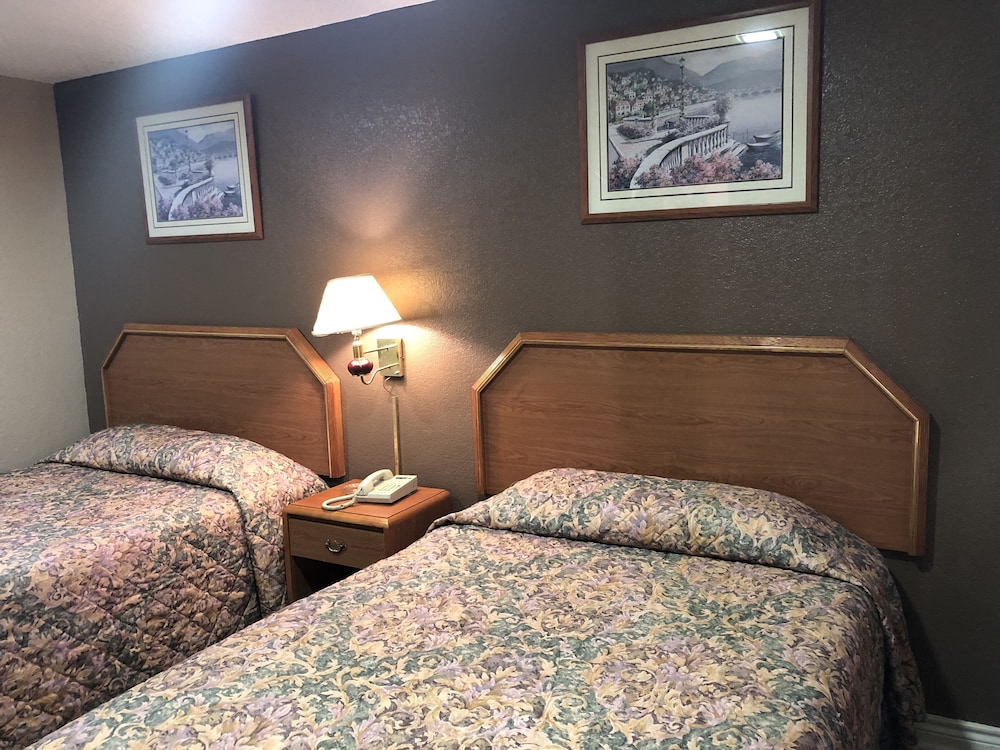 Golden Inn Dallas by Hotel O - photo 3