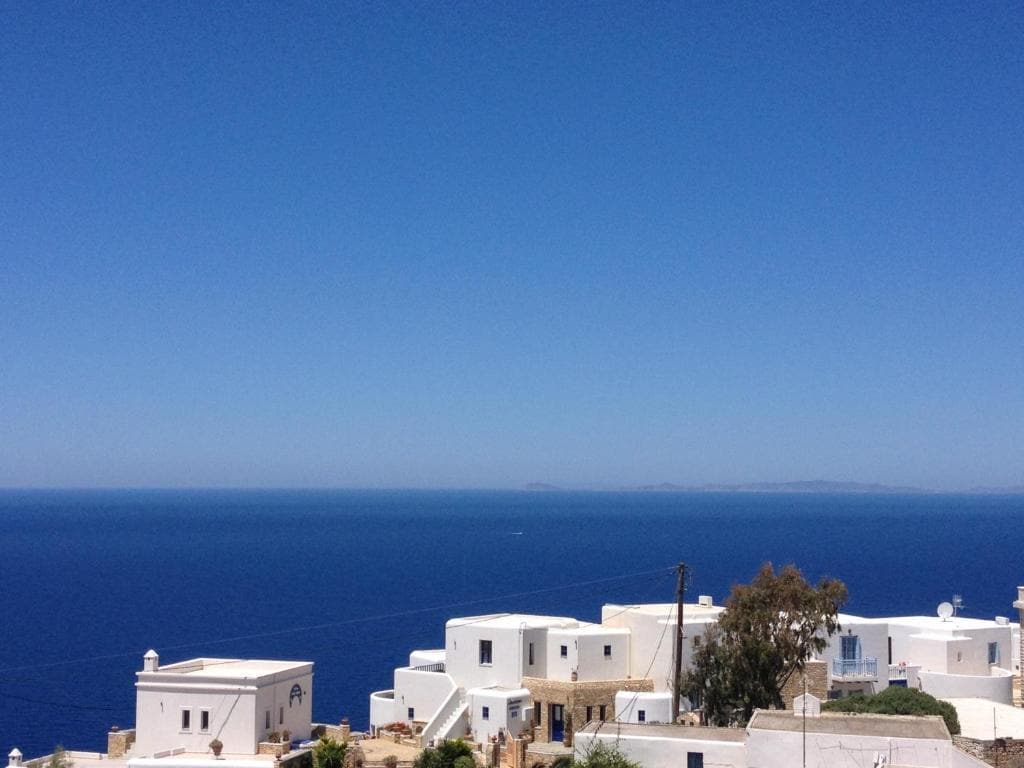 Horizon Hotel - carbon neutral hotel in Chora