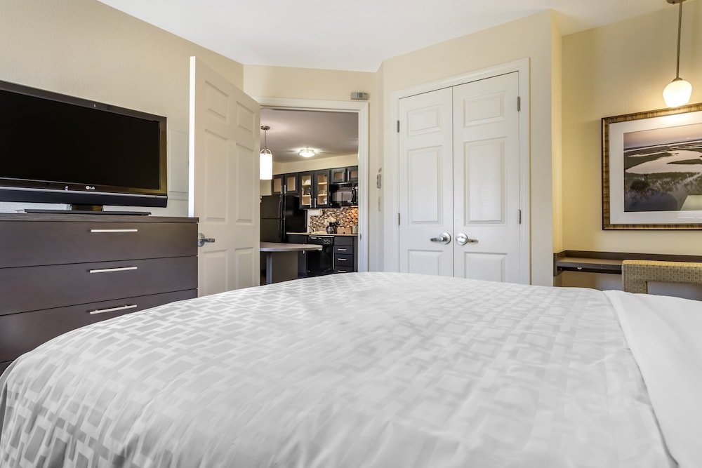 Candlewood Suites Alabaster by IHG - photo 8
