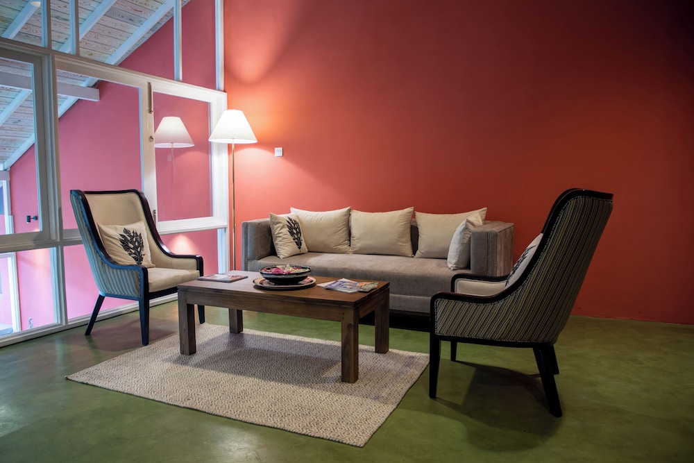 Lake Avenue Hotel Kandy in Kandy, Sri Lanka