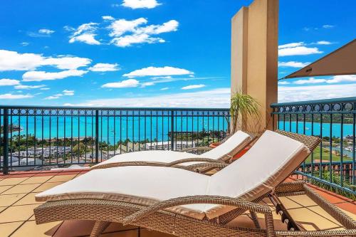 Aqua Vista — 4-Star Luxury Hotel in Airlie Beach, Australia
