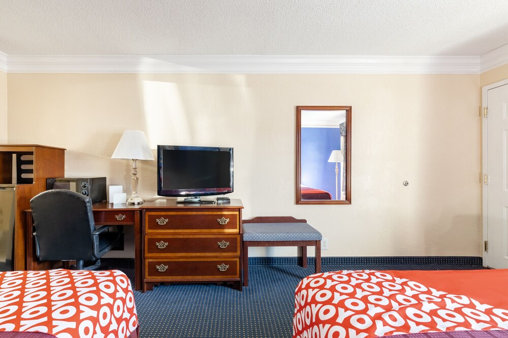 OYO Hotel Rome GA Historic District - photo 18