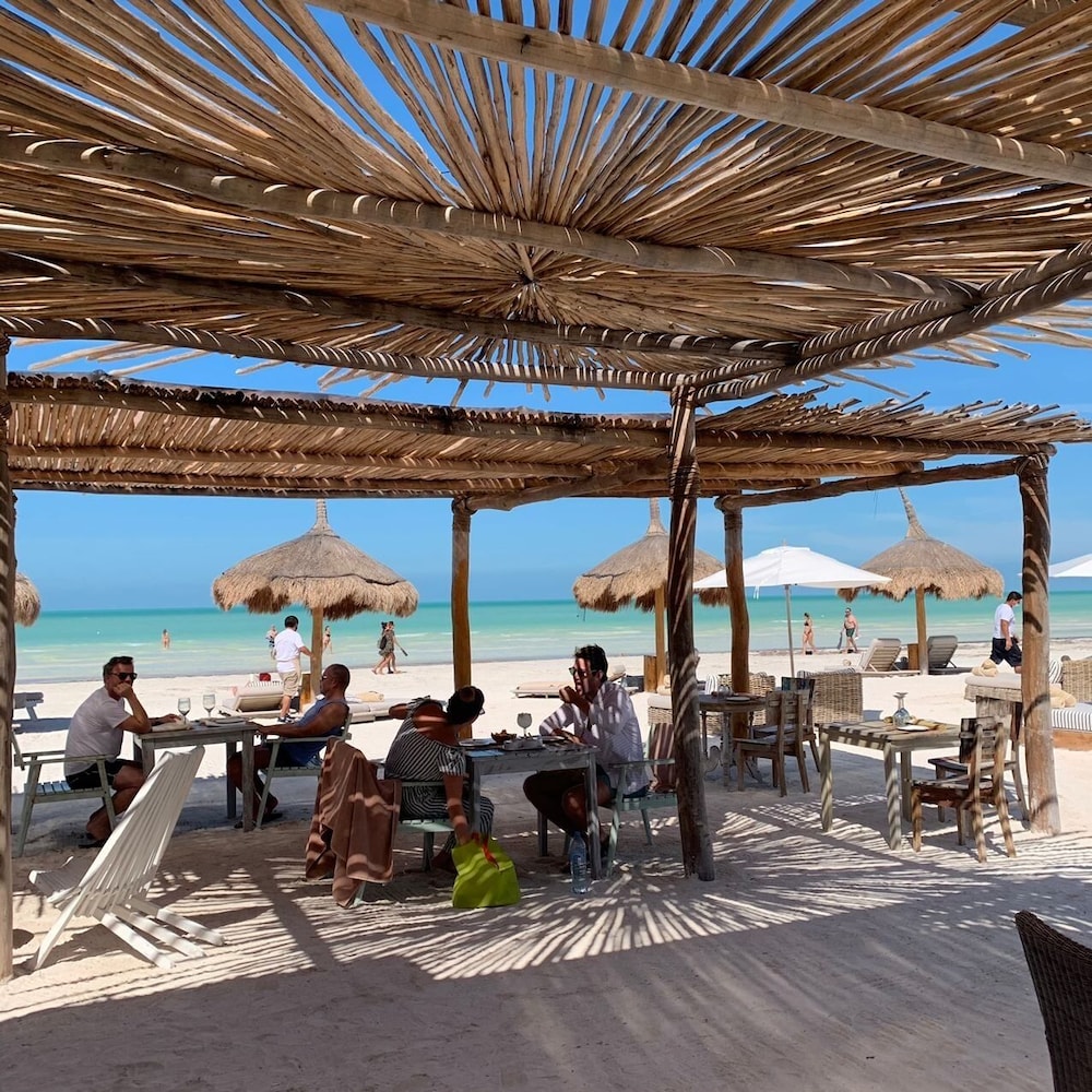 Beach bar