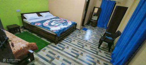 Monirams Inn. — Unknown City — photo 5