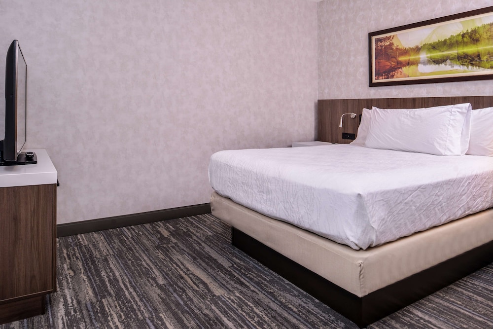 Hilton Garden Inn Bend - photo 18