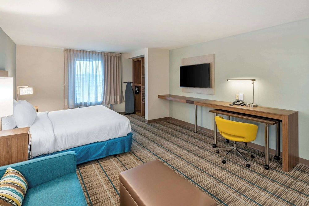 MainStay Suites Spokane Airport - photo 17
