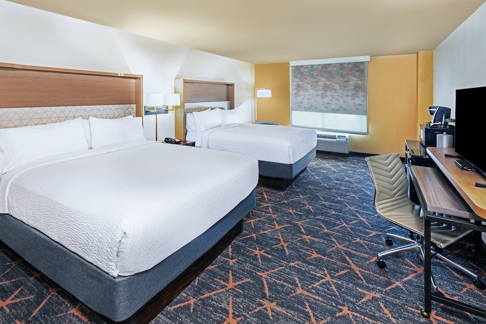 Holiday Inn Hotel & Suites Tulsa South by IHG - photo 8