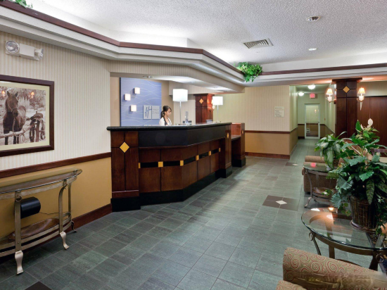 Days Inn by Wyndham Dodge City - photo 6