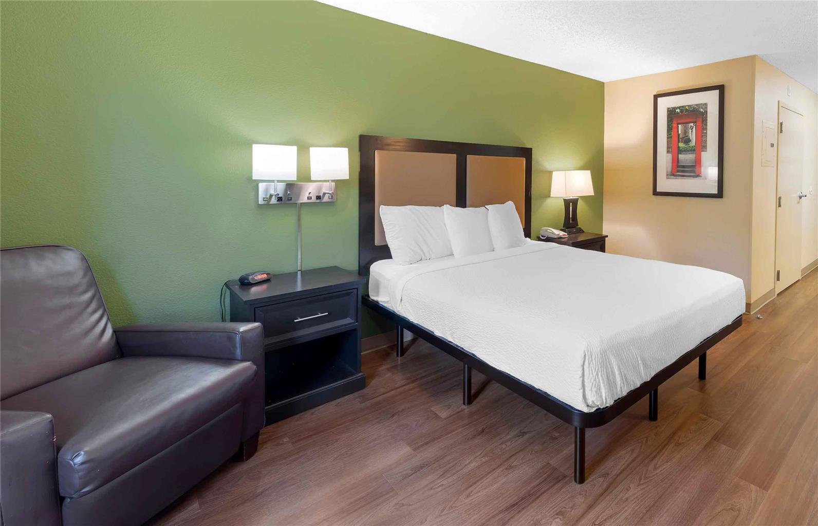 Extended Stay America Suites Lawton Fort Sill - photo 22