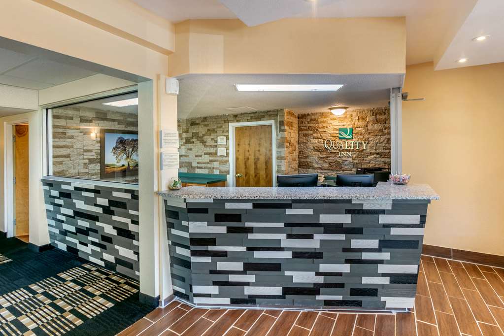 Quality Inn Rawlins I 80 - photo 8