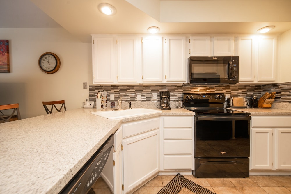 Pointe Royale Condominium Resort & Golf Course - photo 53