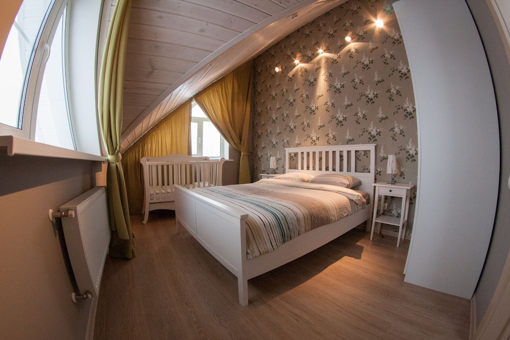 Cottage in Poroshkino — 4-Star Luxury Hotel in Saint Petersburg, Russia