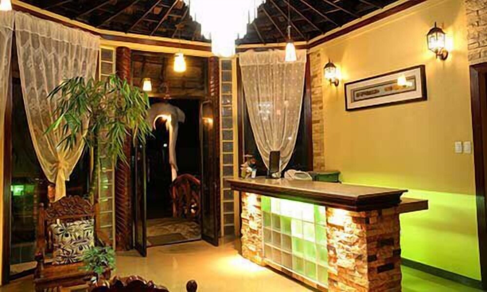 Jaimee’s Hotel Resort & Restaurant — Maasin — photo 2