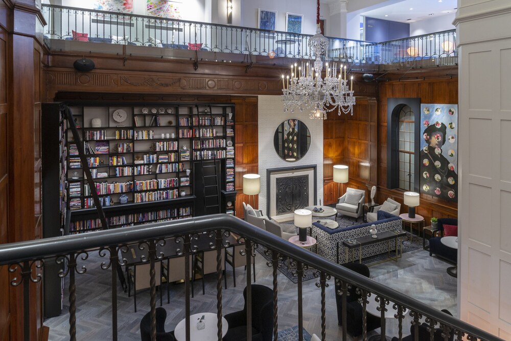 Heathman Hotel in Portland, United States