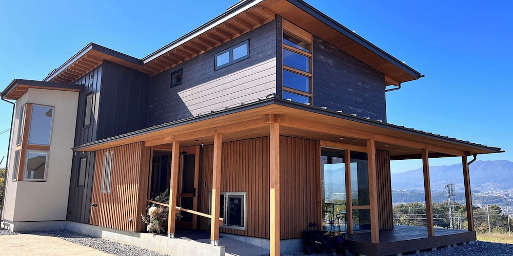 Cider Barn &more in Iida, Japan