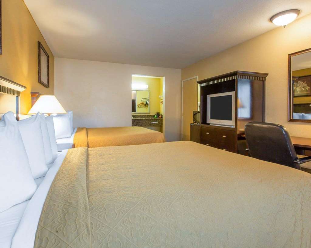 Quality Inn San Bernardino CA - photo 9