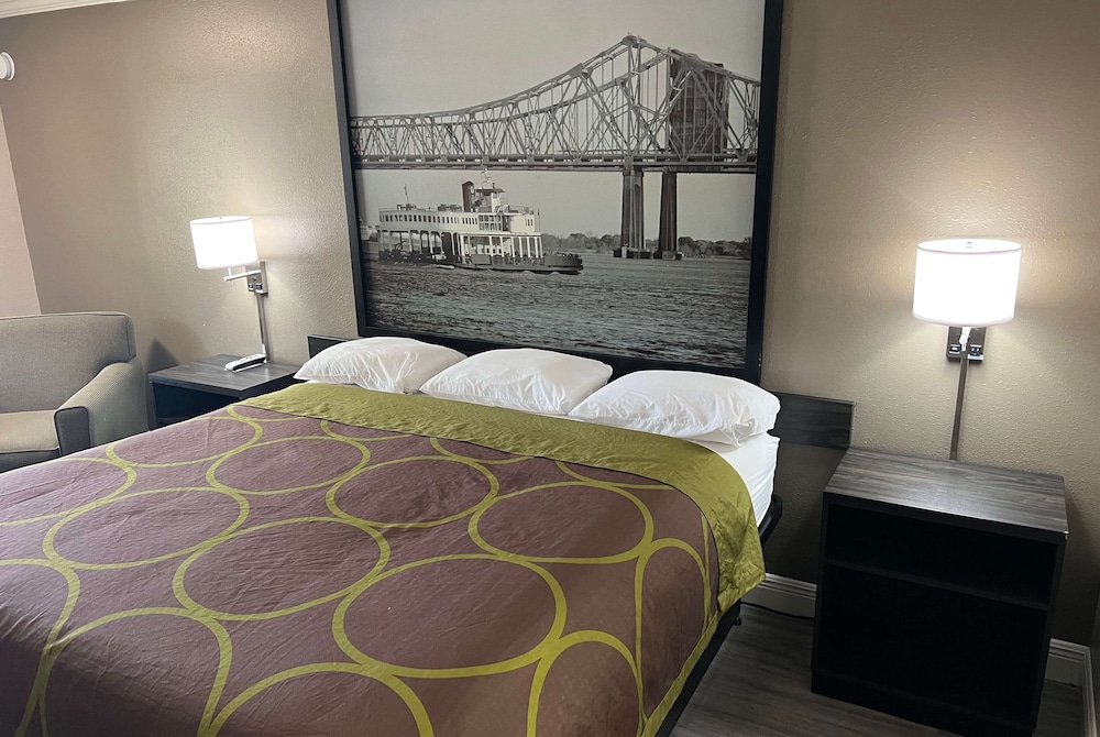 Super 8 by Wyndham Picayune - photo 10