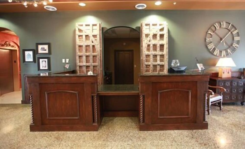 The Campbell Hotel on Route 66 - photo 4