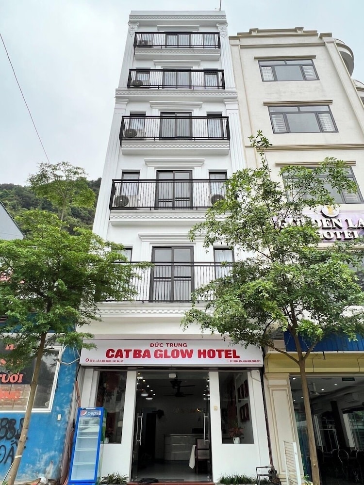 Cat Ba Glow Hotel in Haiphong, Vietnam