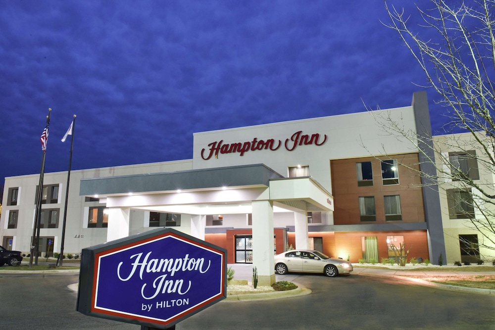 Hampton Inn Madison - featured photo