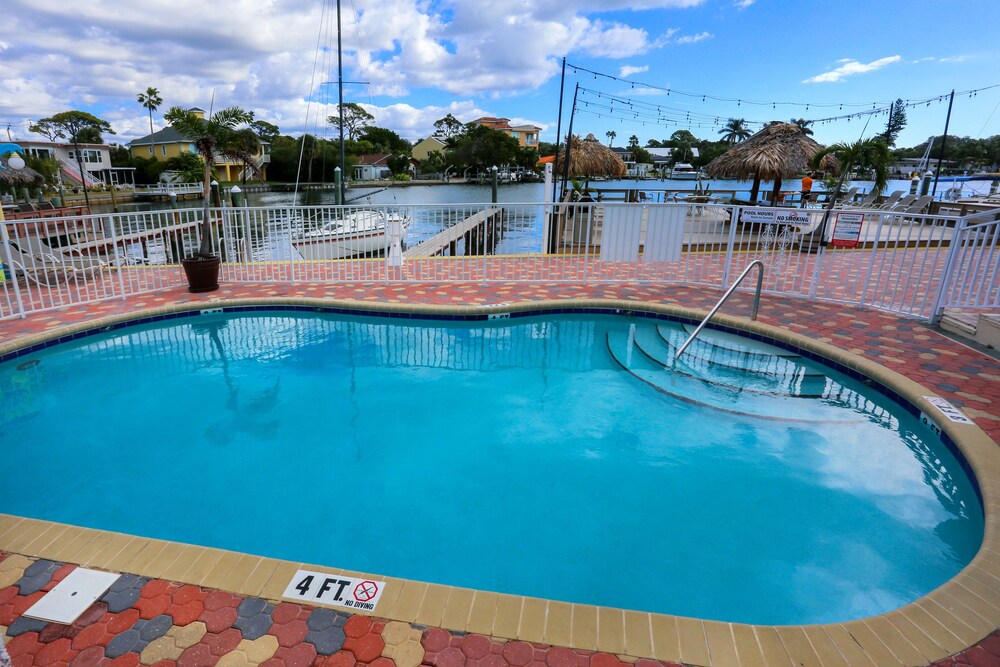 Bay Palms Waterfront Resort Hotel and Marina - photo 26