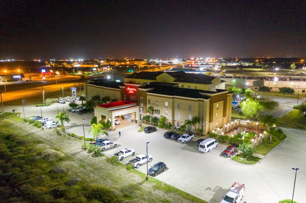 Hampton Inn Alice - photo 45
