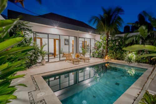 Villa Lemone Braban by Bali Villa Solutions — 4-Star Luxury Hotel in Seminyak, Indonesia