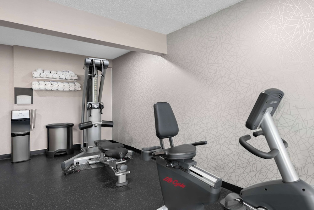 Country Inn & Suites by Radisson Coon Rapids MN - photo 64