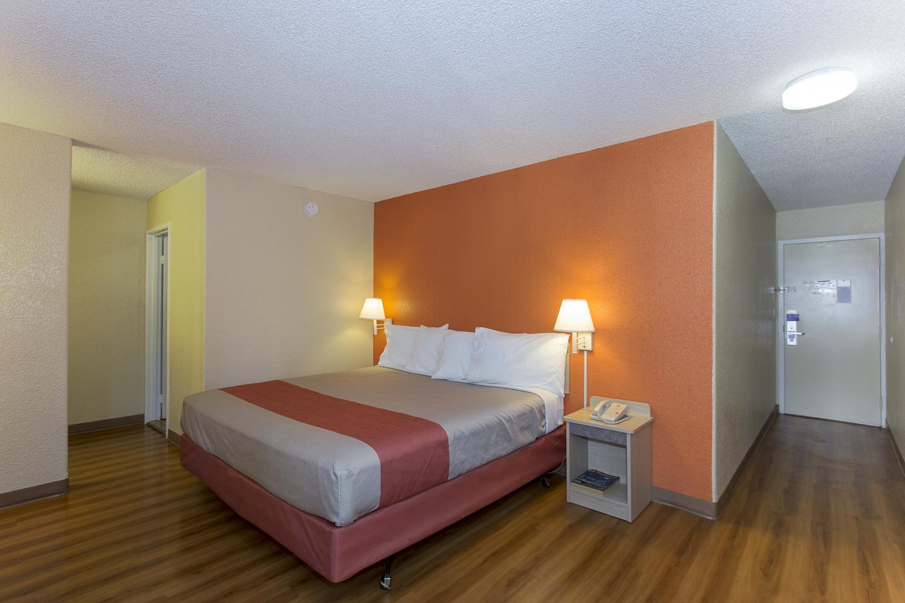 Cathedral Hill Hotel - photo 8