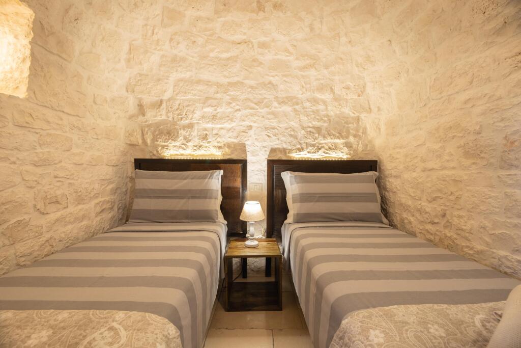 Trullo Dorato — Alberobello — photo 4