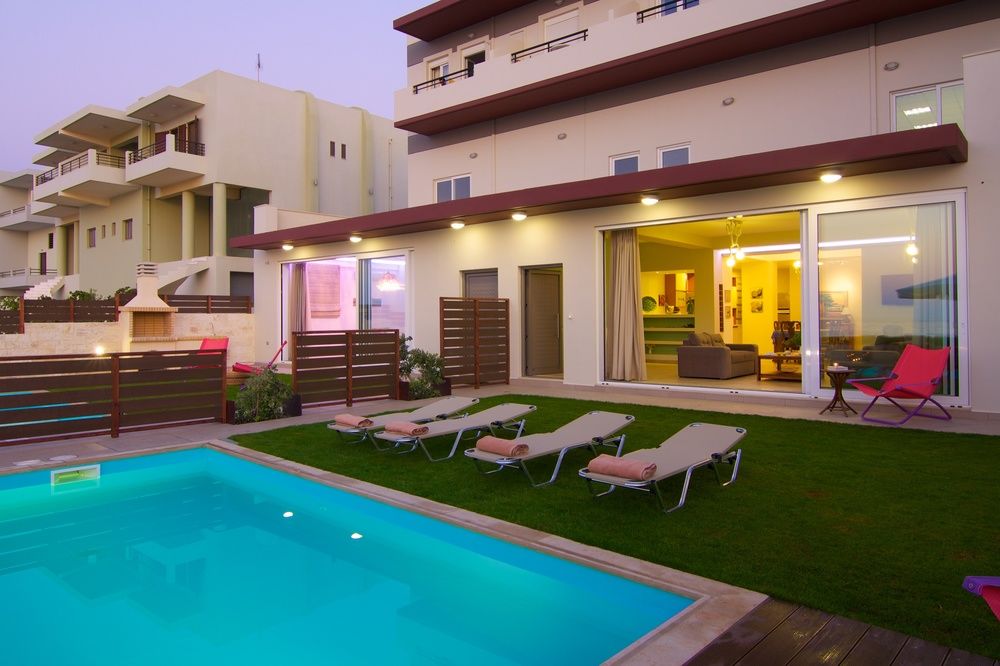 Iris Luxury Beach Front Residence — 4-Star Luxury Hotel in Rethymno, Greece