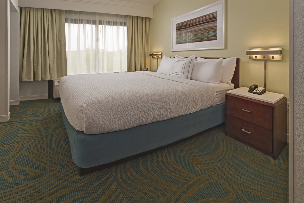 Springhill Suites Gaithersburg - photo 8