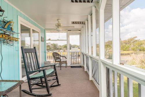 Kay La Plaj by Oak Island Accommodations - photo 20