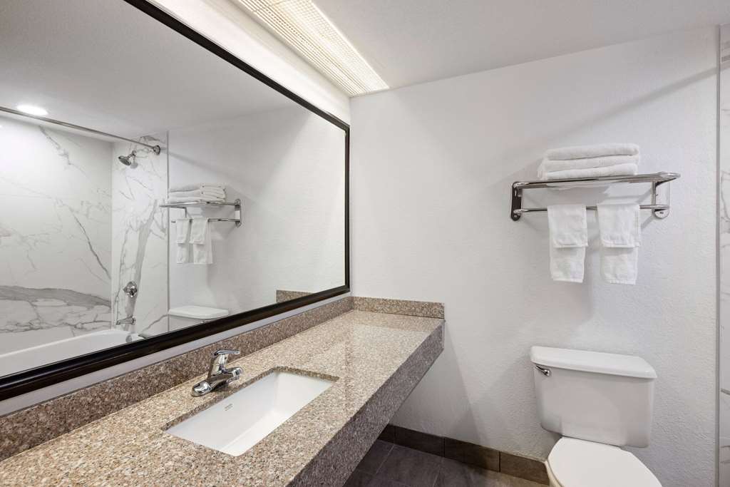 Baymont by Wyndham Shakopee - photo 18