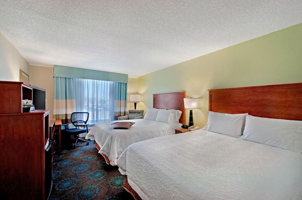 Hampton Inn Lake Havasu City - photo 4