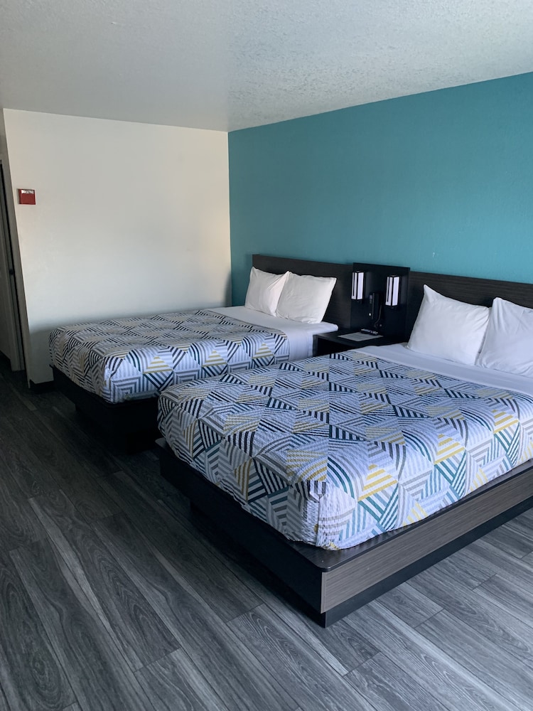 Motel 6 Lincoln NE Airport - photo 12