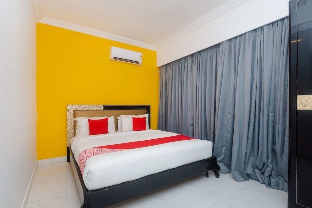 OYO 40027 Royal Palms Serviced Apartment
