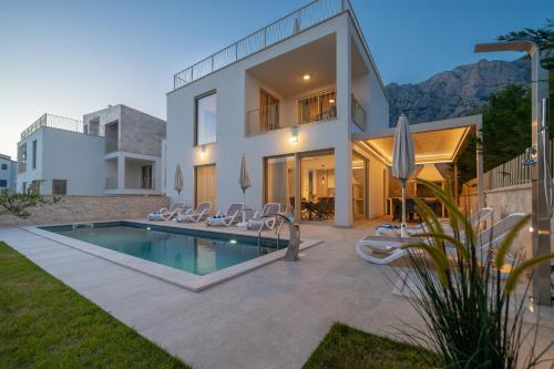 NEW Villa Adore Makarska — 4-Star Luxury Hotel in Makarska, Croatia