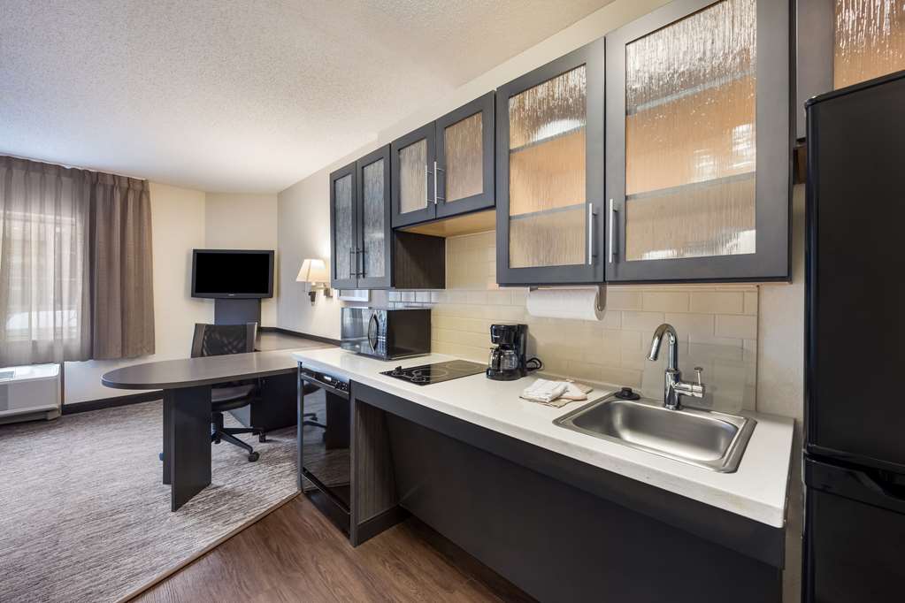Sonesta Simply Suites Boston Braintree - photo 18